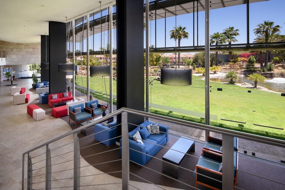 佩斯塔纳维拉阳光高尔夫度假酒店 维拉摩拉 外观 照片 The lobby of the Westin Mission Hills Resort & Golf Club