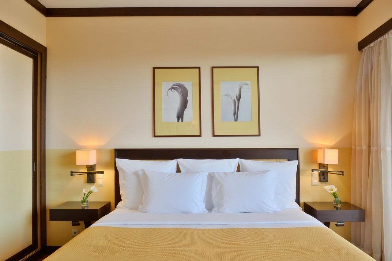 佩斯塔纳维拉阳光高尔夫度假酒店 维拉摩拉 外观 照片 A bedroom at the Taj Bengal